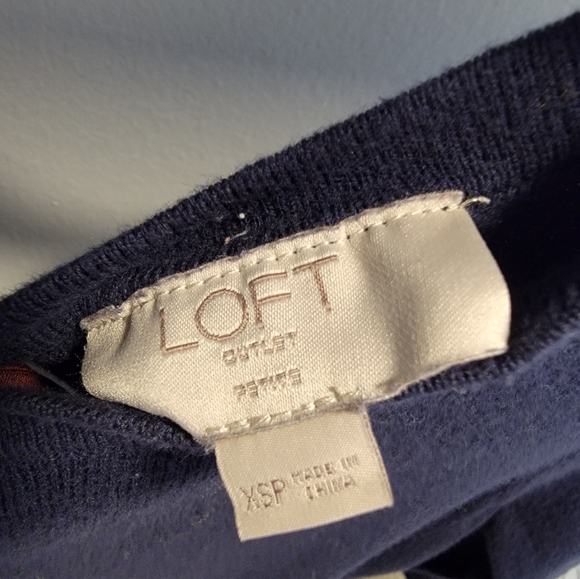 Loft Top - Picture 4 of 4